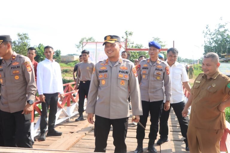 Polres Kutim Tuntaskan Renovasi Jembatan H. Masdar, Mobilitas Warga Makin Mudah
